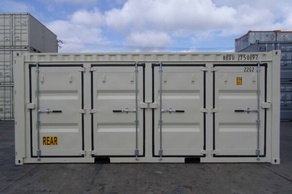 4 Man -Door Side Door Close Container